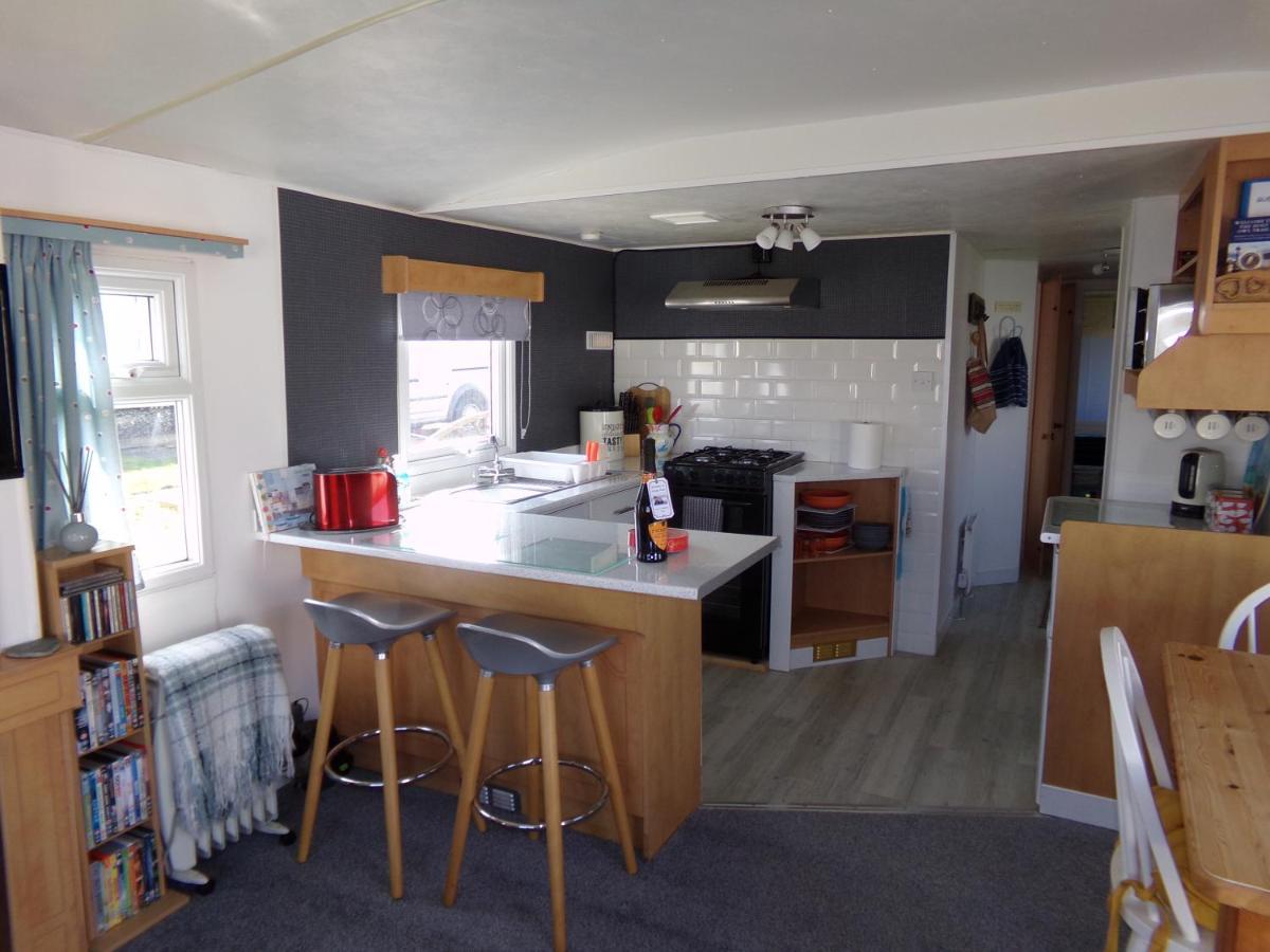Happydaze Caravan Bacton  Екстериор снимка